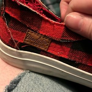 Buffalo Plaid Blowfish